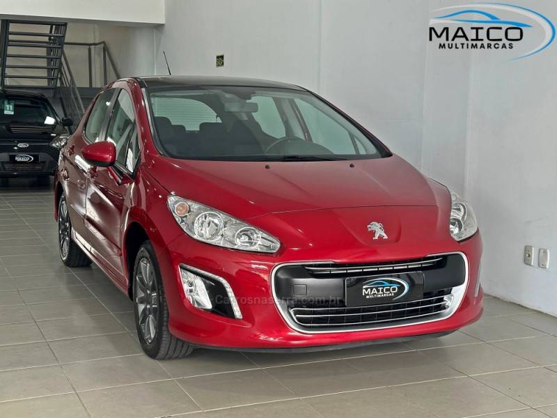PEUGEOT - 308 - 2014/2015 - Vermelha - R$ 50.900,00