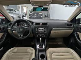 VOLKSWAGEN - JETTA - 2012/2012 - Cinza - R$ 74.900,00