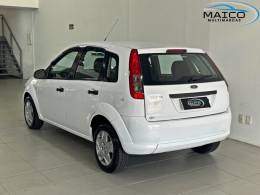 FORD - FIESTA - 2011/2012 - Branca - R$ 38.900,00