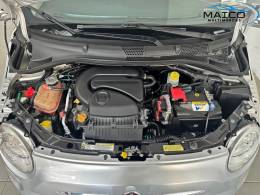 FIAT - 500 - 2011/2012 - Prata - R$ 42.900,00