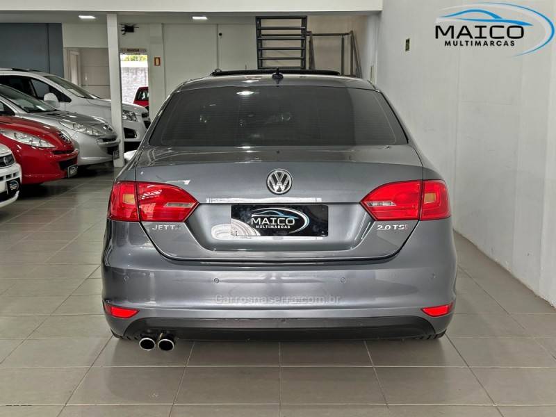 VOLKSWAGEN - JETTA - 2012/2012 - Cinza - R$ 74.900,00