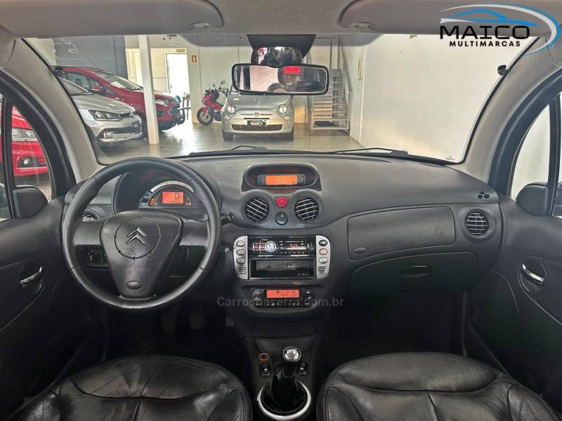 CITROËN - C3 - 2009/2010 - Preta - R$ 31.900,00