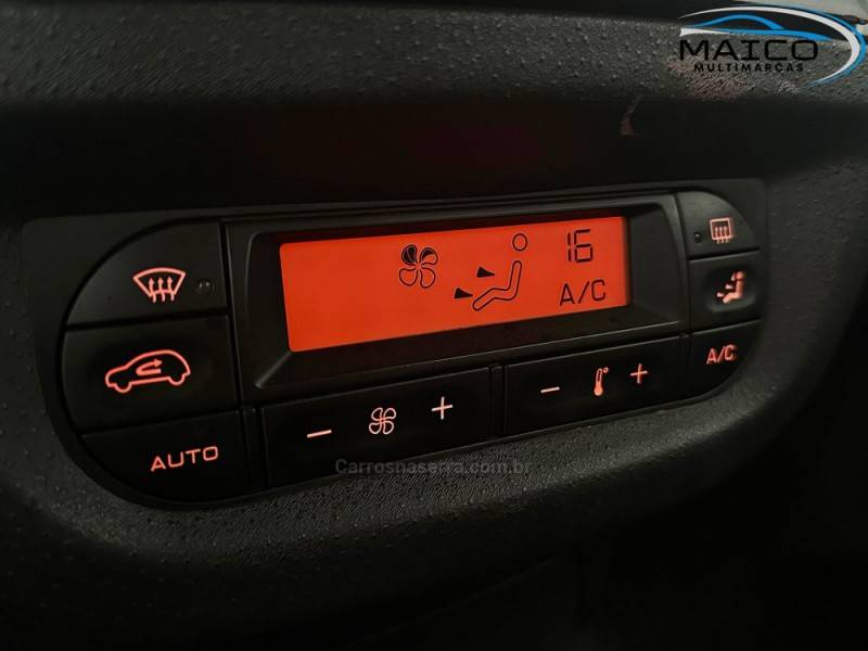 CITROËN - C3 - 2009/2010 - Preta - R$ 31.900,00