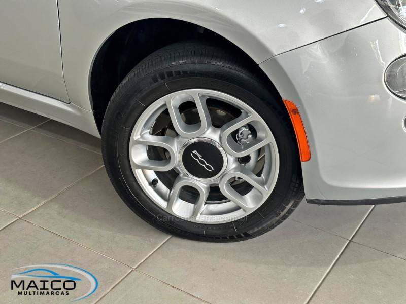 FIAT - 500 - 2011/2012 - Prata - R$ 42.900,00