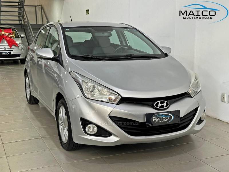 HYUNDAI - HB20 - 2015/2015 - Prata - R$ 62.900,00