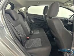 FORD - FIESTA - 2013/2014 - Prata - R$ 46.900,00