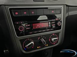 VOLKSWAGEN - VOYAGE - 2015/2015 - Branca - R$ 57.900,00