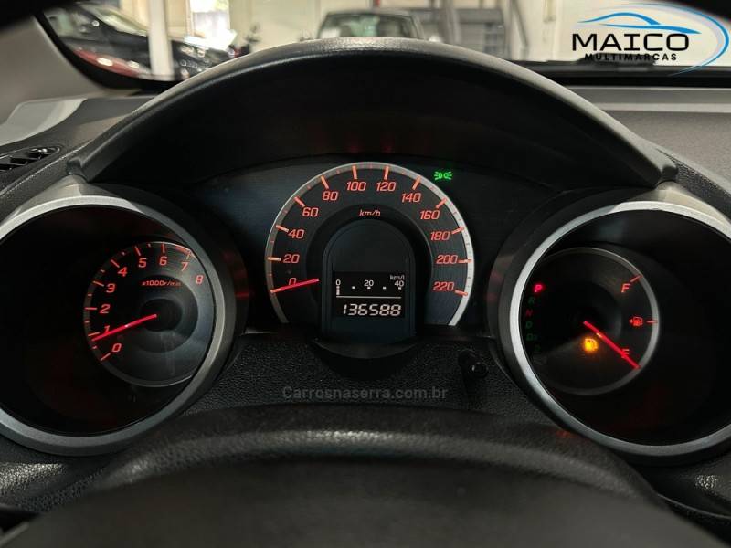 HONDA - FIT - 2009/2010 - Preta - R$ 45.900,00