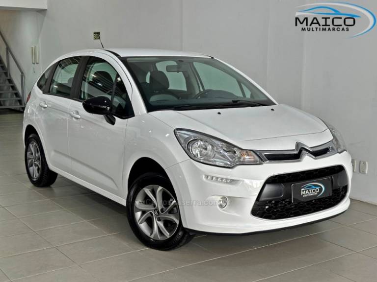 CITROËN - C3 - 2016/2017 - Branca - R$ 47.900,00