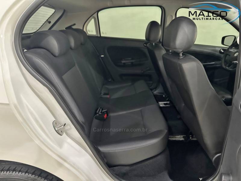 VOLKSWAGEN - GOL - 2019/2020 - Branca - R$ 50.900,00