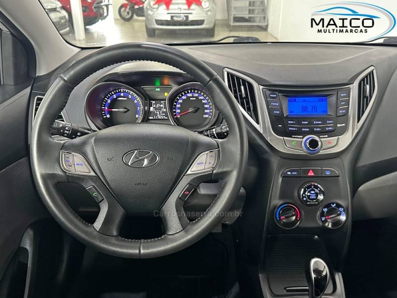HYUNDAI - HB20 - 2015/2015 - Prata - R$ 62.900,00