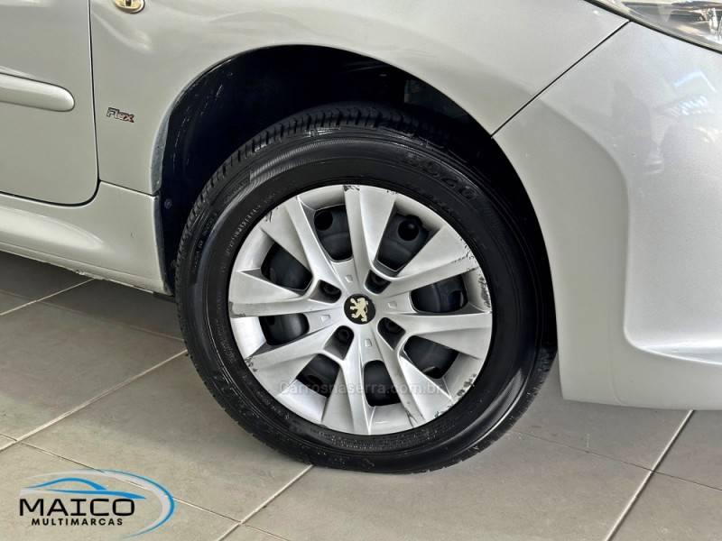 PEUGEOT - 207 - 2008/2009 - Prata - R$ 25.900,00
