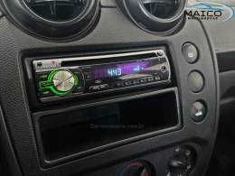 FORD - FIESTA - 2013/2013 - Branca - R$ 35.900,00