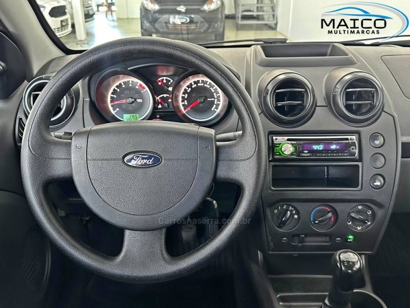 FORD - FIESTA - 2013/2013 - Branca - R$ 35.900,00