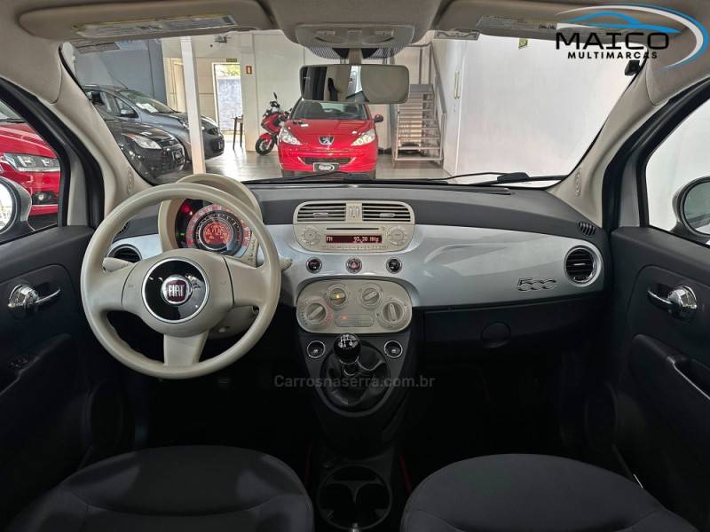 FIAT - 500 - 2011/2012 - Prata - R$ 42.900,00