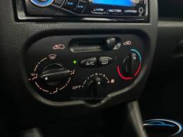 PEUGEOT - 207 - 2008/2009 - Prata - R$ 25.900,00