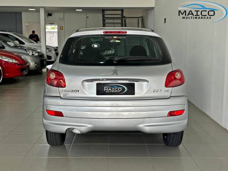 PEUGEOT - 207 - 2008/2009 - Prata - R$ 25.900,00
