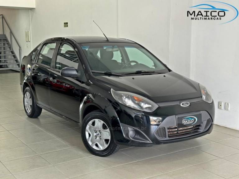 FORD - FIESTA - 2011/2011 - Preta - R$ 37.900,00