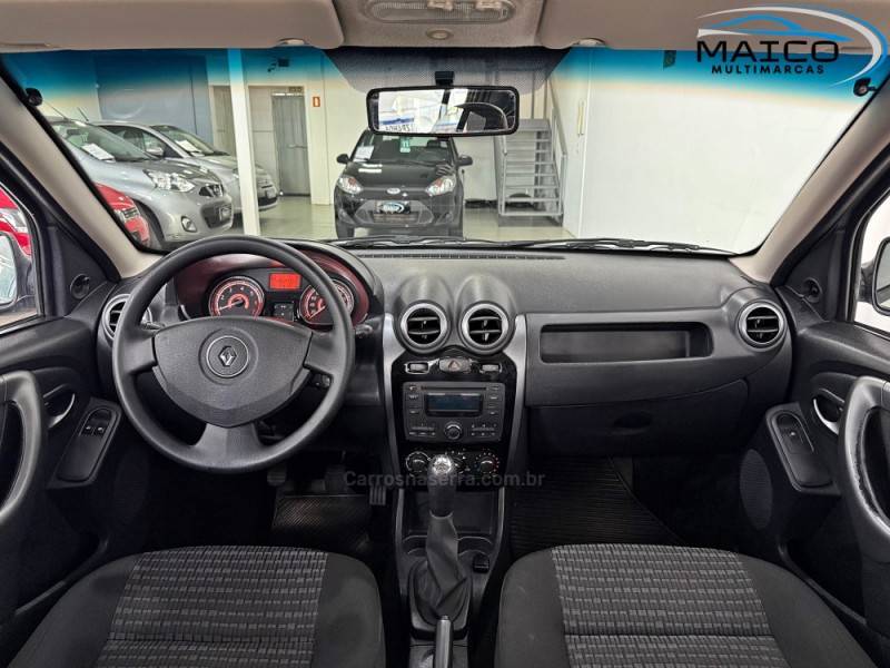 RENAULT - SANDERO - 2012/2012 - Prata - R$ 35.900,00