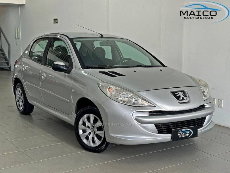 PEUGEOT - 207 - 2008/2009 - Prata - R$ 25.900,00