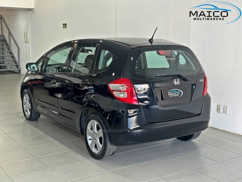HONDA - FIT - 2009/2010 - Preta - R$ 45.900,00