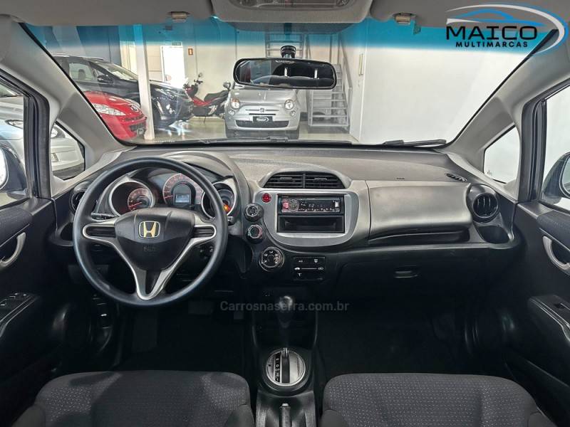 HONDA - FIT - 2009/2010 - Preta - R$ 45.900,00