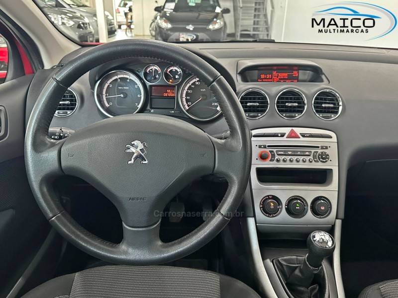 PEUGEOT - 308 - 2014/2015 - Vermelha - R$ 50.900,00