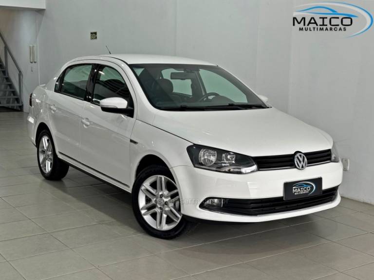 VOLKSWAGEN - VOYAGE - 2015/2015 - Branca - R$ 57.900,00