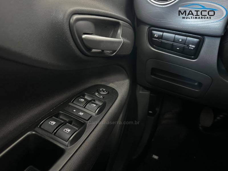FIAT - PUNTO - 2015/2016 - Branca - R$ 51.900,00