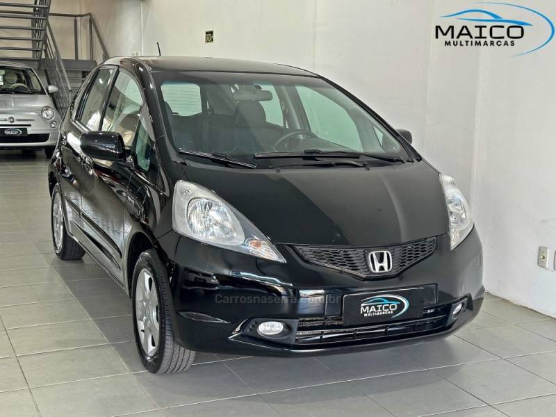 HONDA - FIT - 2009/2010 - Preta - R$ 45.900,00