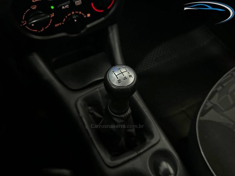 PEUGEOT - 207 - 2008/2009 - Prata - R$ 25.900,00
