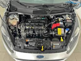 FORD - FIESTA - 2013/2014 - Prata - R$ 46.900,00