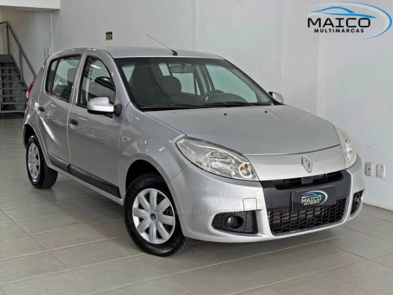 RENAULT - SANDERO - 2012/2012 - Prata - R$ 35.900,00