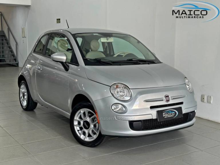 FIAT - 500 - 2011/2012 - Prata - R$ 42.900,00